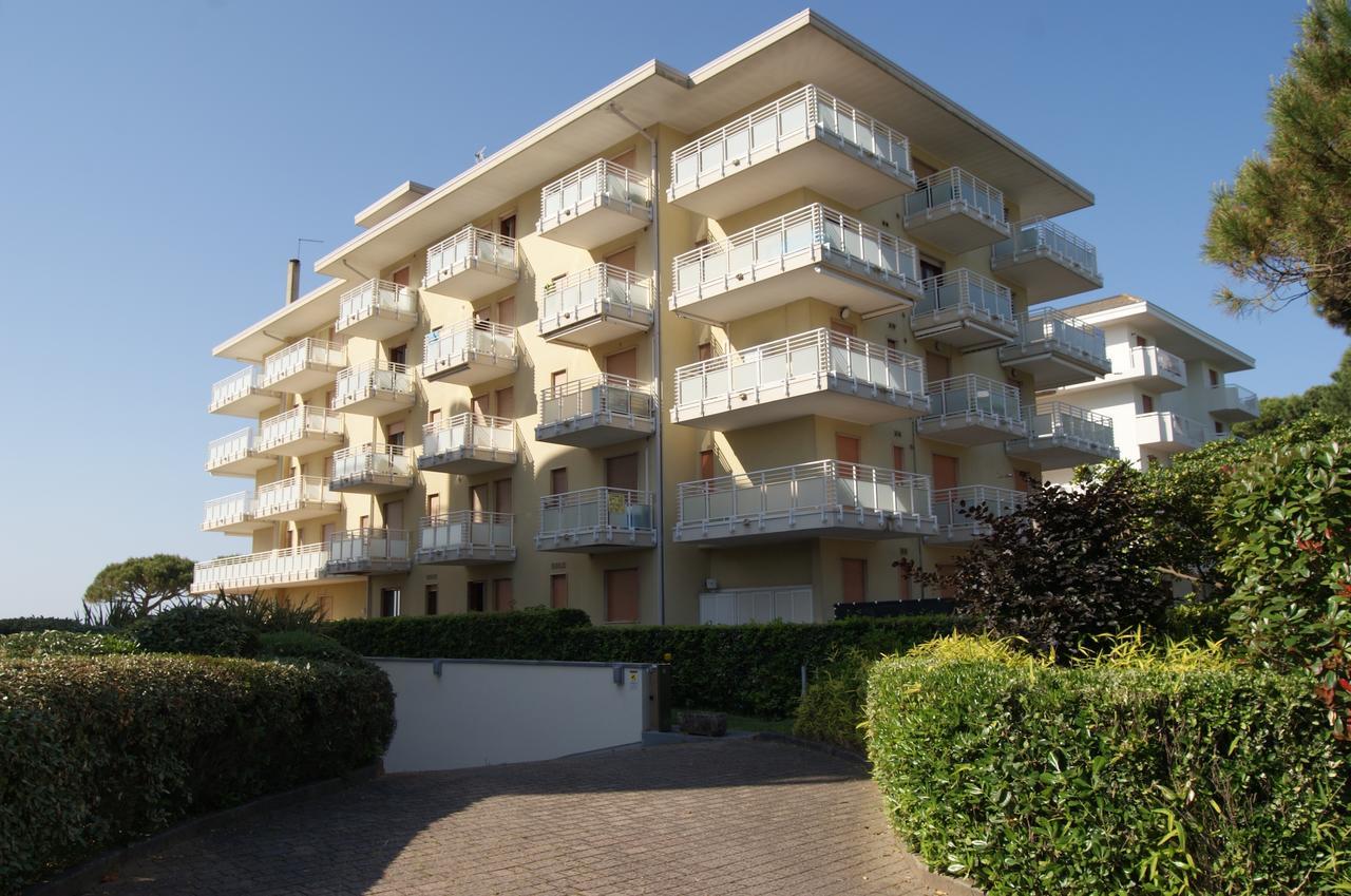 Appartamenti Diplomatic-Residence Fronte Mare-Piazza Torino-Lido Di Jesolo Exteriér fotografie